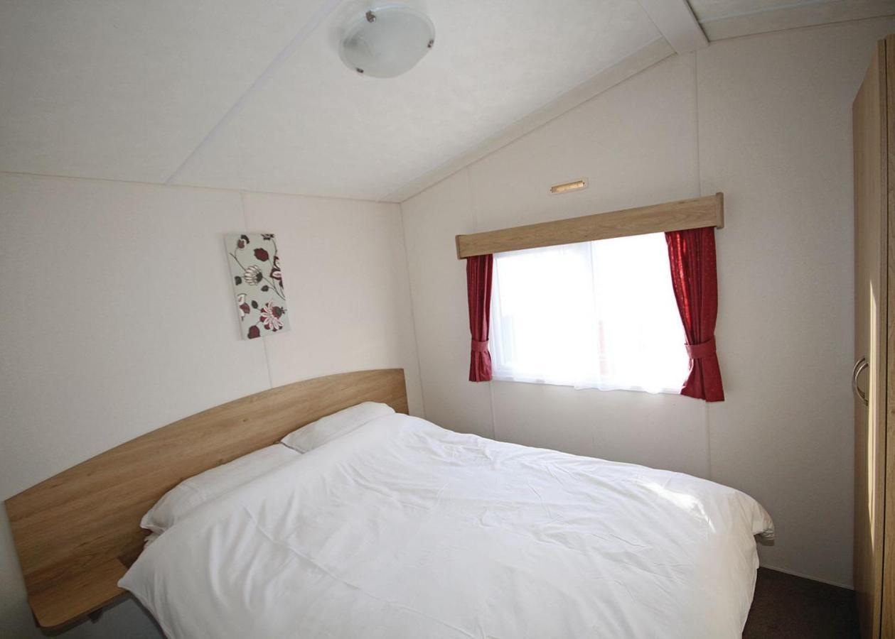 Silver Birch Caravan Park Talacre Bagian luar foto