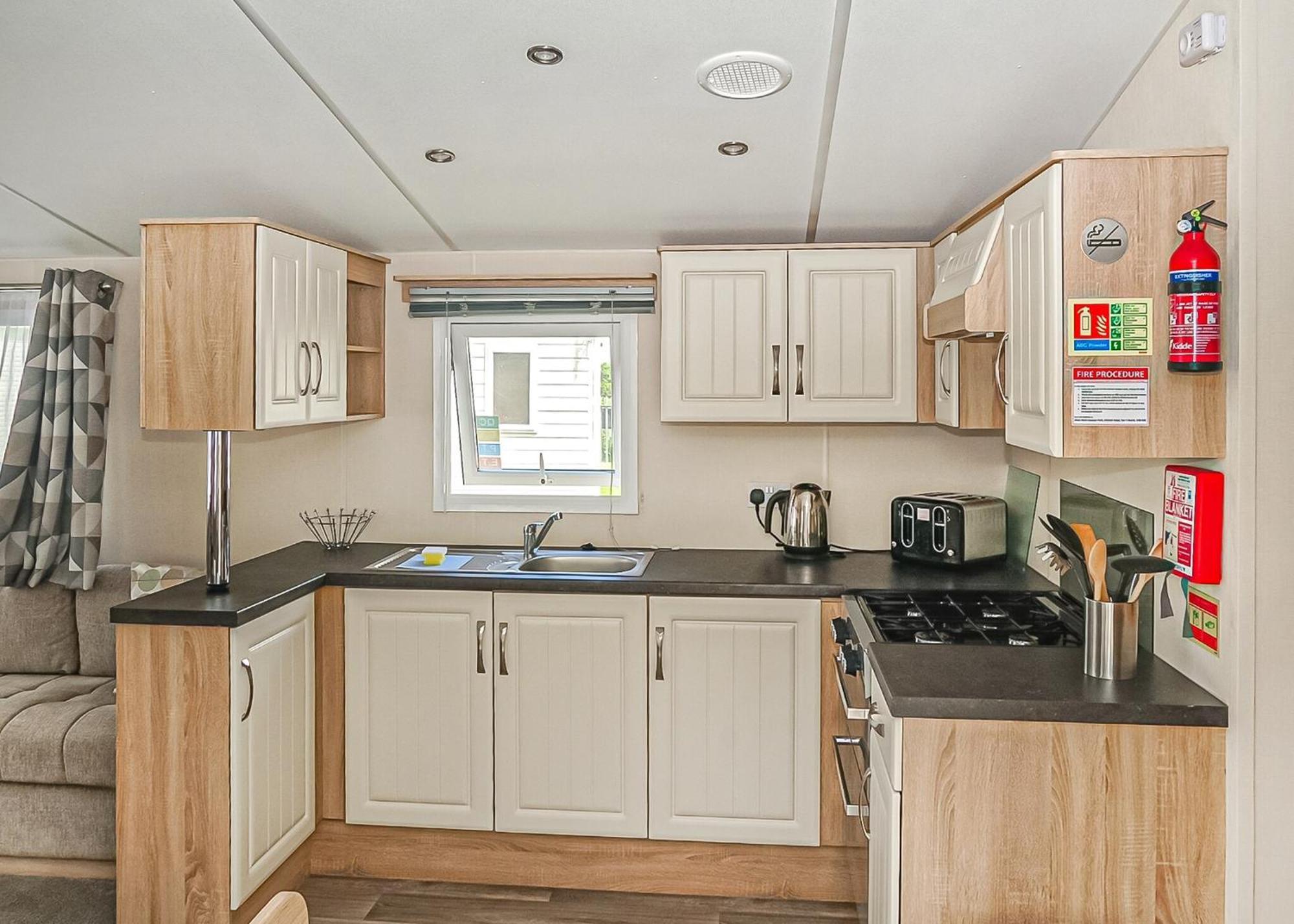 Silver Birch Caravan Park Talacre Bagian luar foto